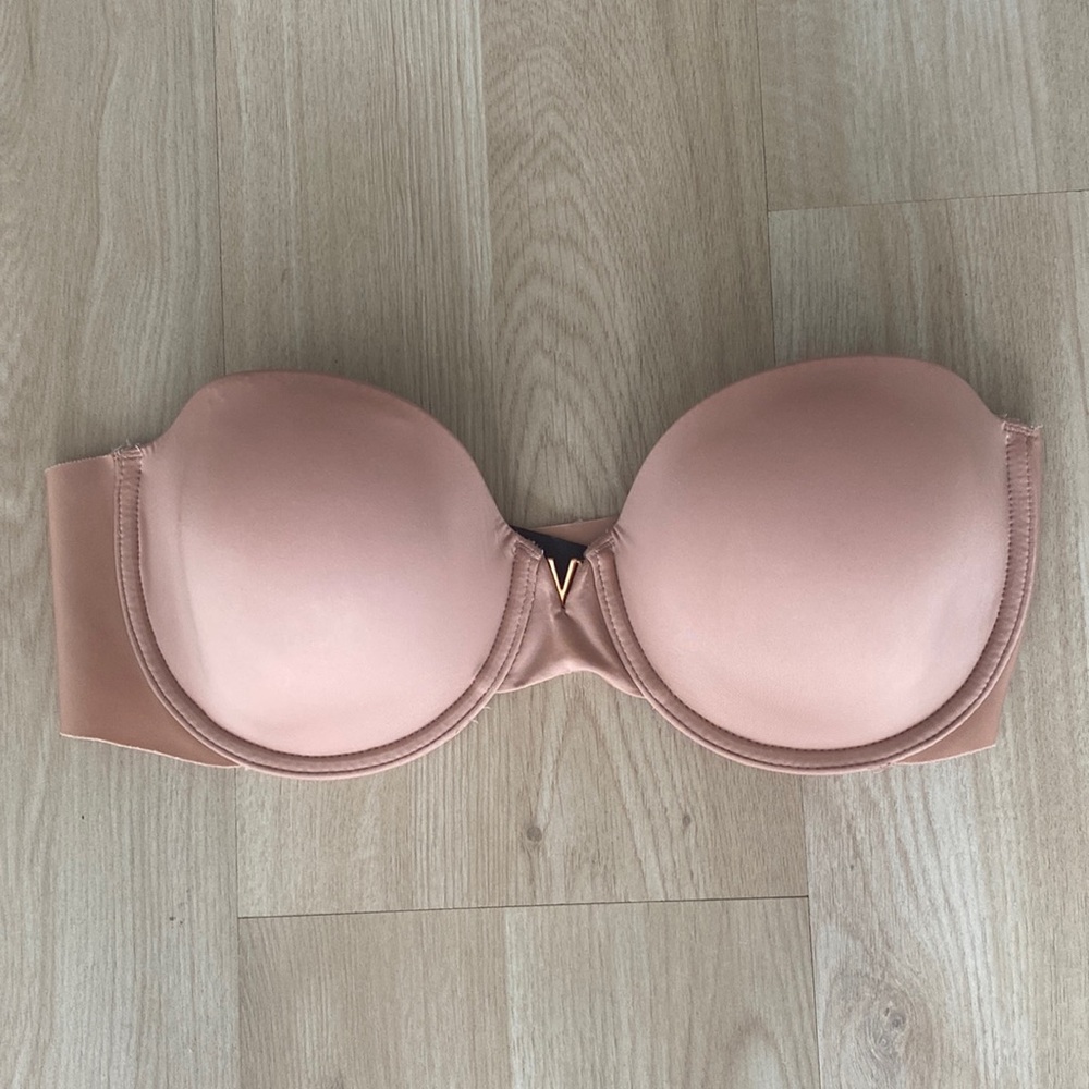 Victoria's Secret Strapless Molded T-Shirt Bra in Dusty Rose